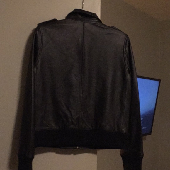 Leather jacket. - Picture 3 of 8